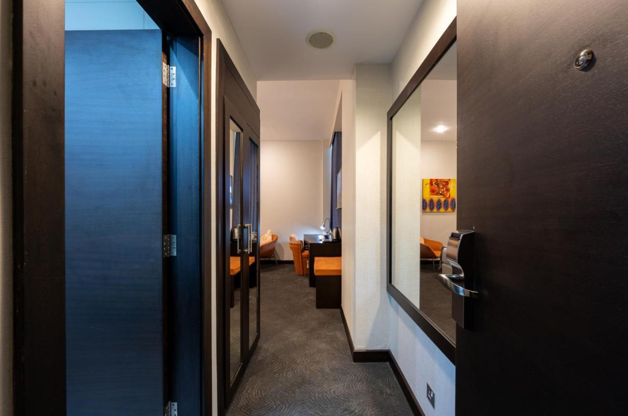 Hotel Ramada Encore By Wyndham Doha