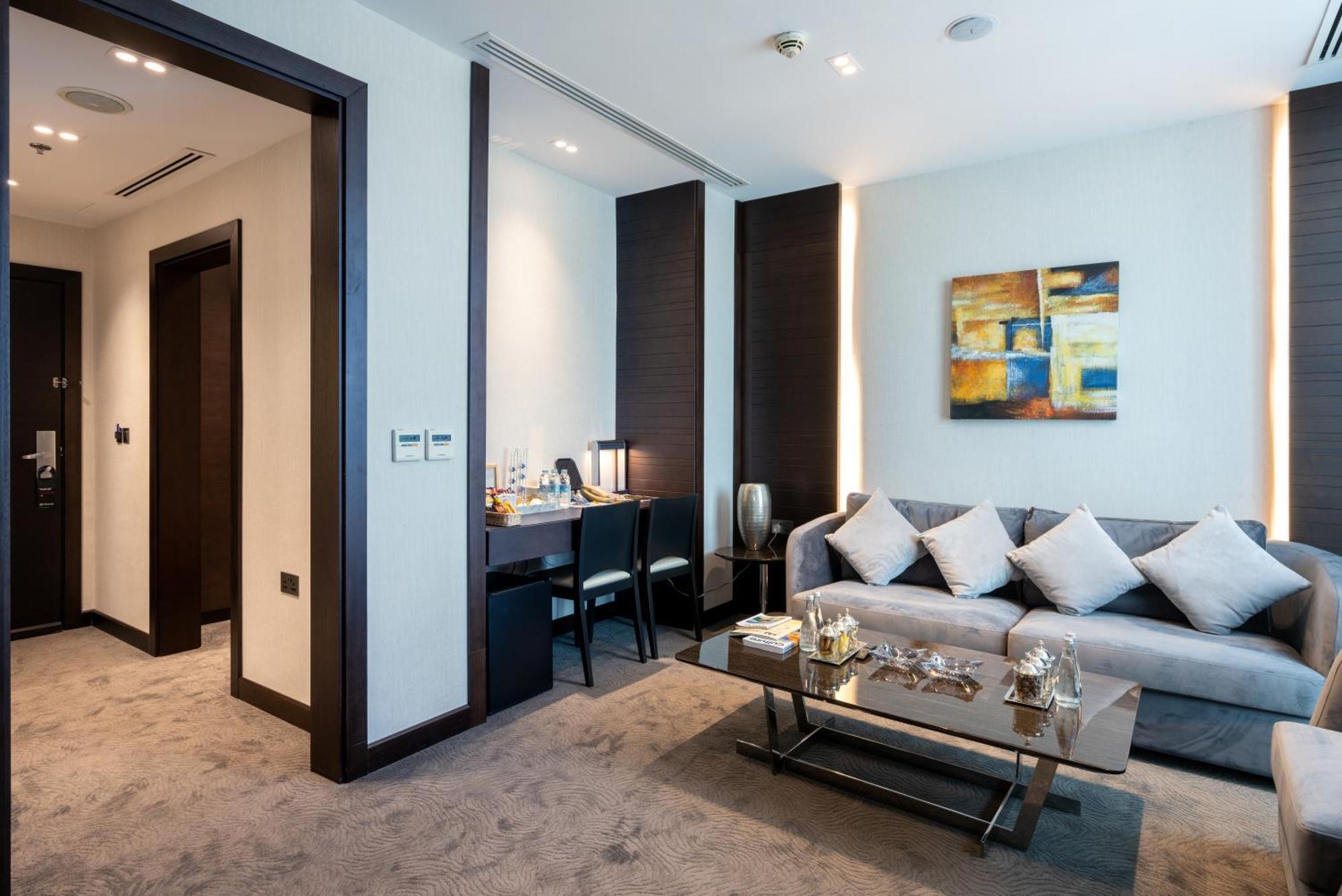 Hotel Ramada Encore By Wyndham