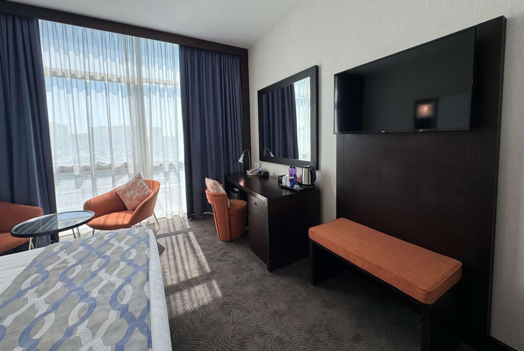 Hotel Ramada Encore By Wyndham Doha